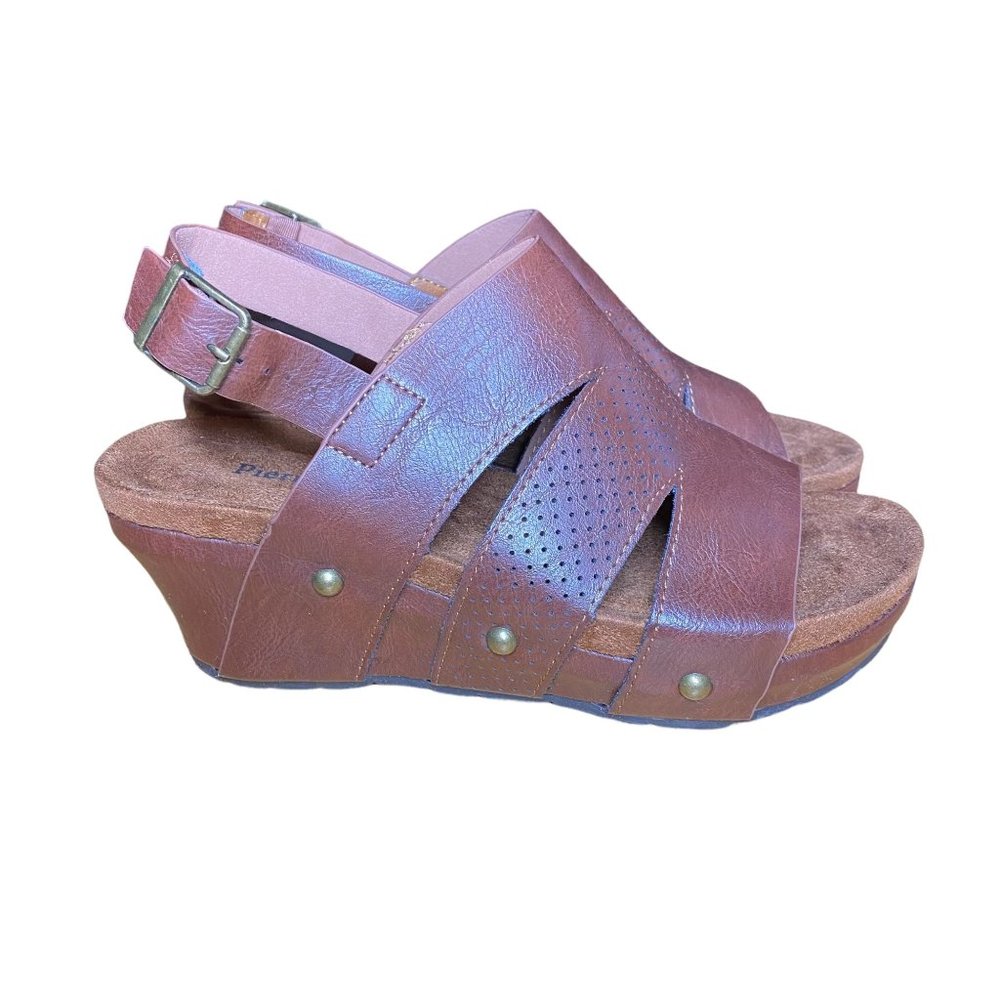 NEW PIERRE DUMAS Womens 6 M WHISPER 1 750977 Brown Buckle Wedges Sandal Shoes
